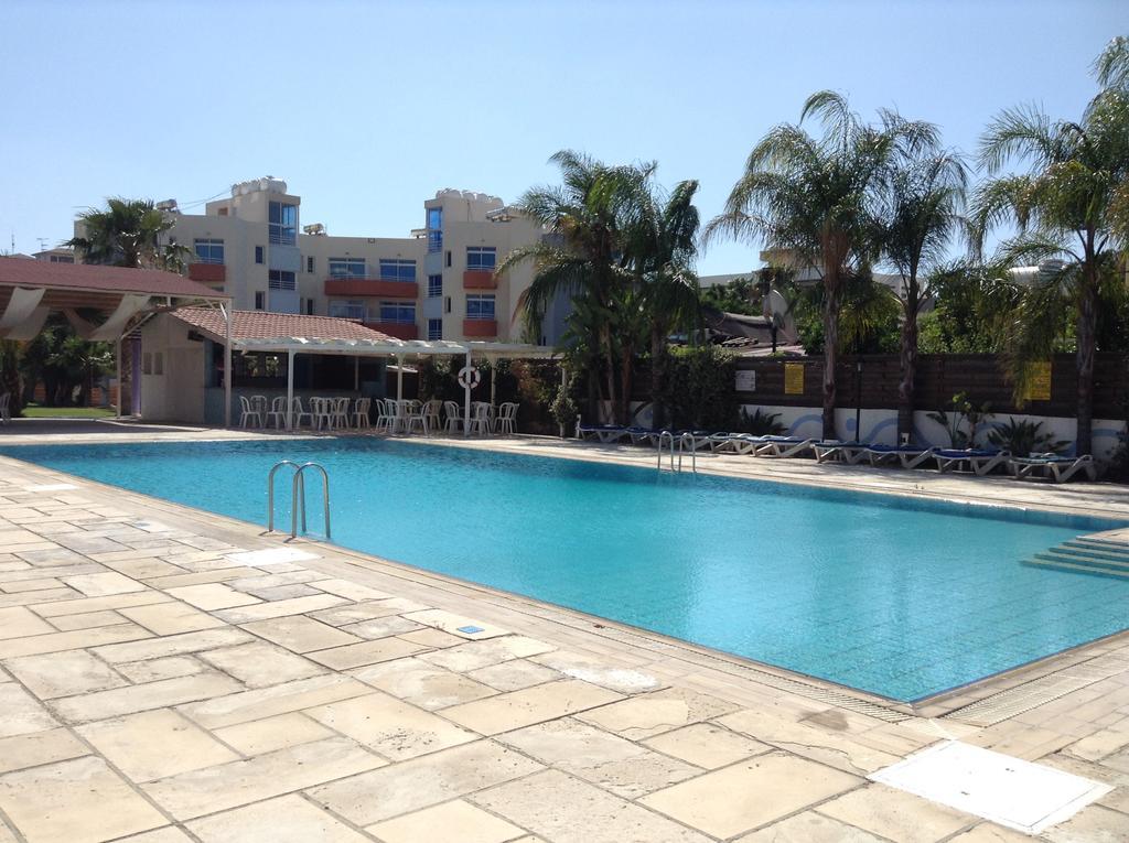 Valana Hotel Apartments Limasol Buitenkant foto